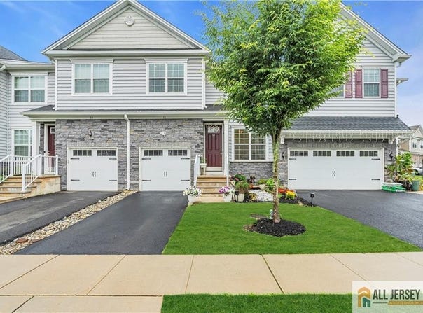 51 Begonia Lane, Monroe, NJ 08831