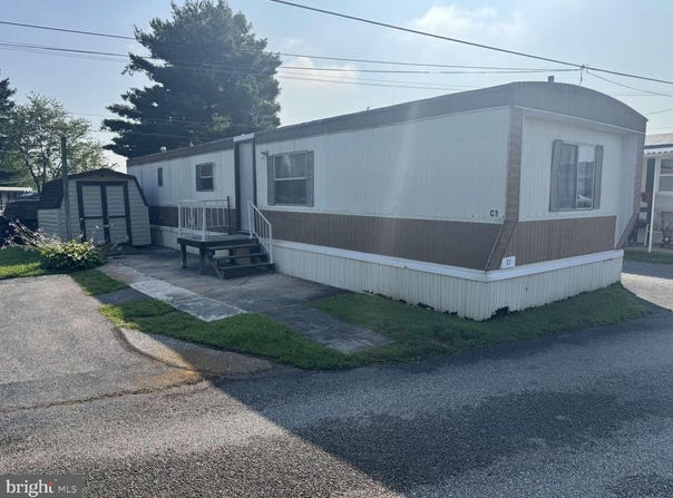 3720 DAVIDSBURG ROAD, DOVER, PA 17315