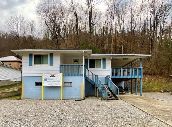 1779 State Hwy 292 E, Belfry, KY 41031