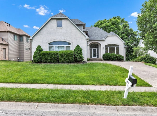6610 Royal Oakland Drive, Indianapolis, IN 46236