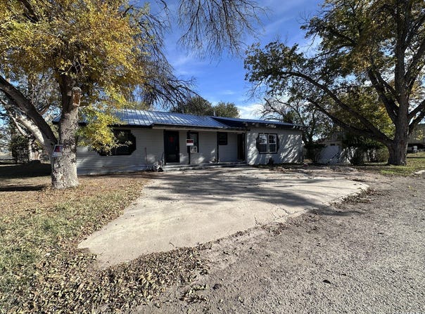 202 HILL ST, TX 79744