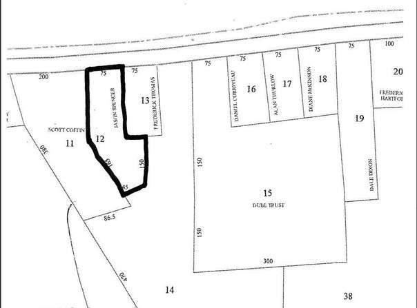50 River Road, Howland, ME 04448
