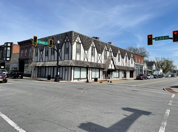 301 Center Street, Hobart, IN 46342