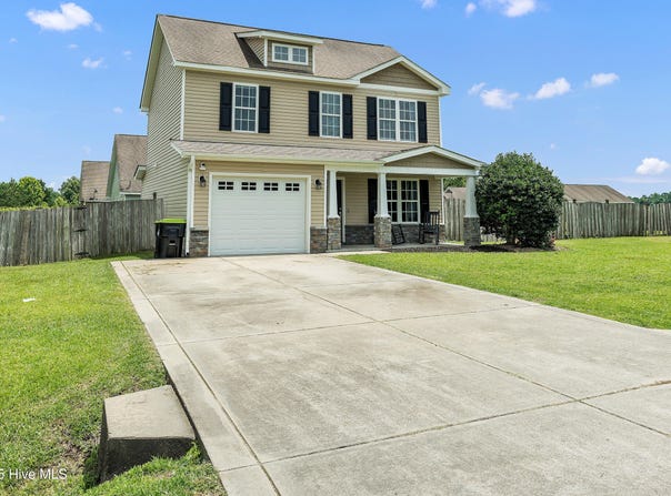203 Mccain Street, Beulaville, NC 28518
