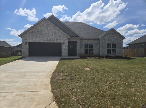 702 Linda Gail Way, Bonaire, GA 31005