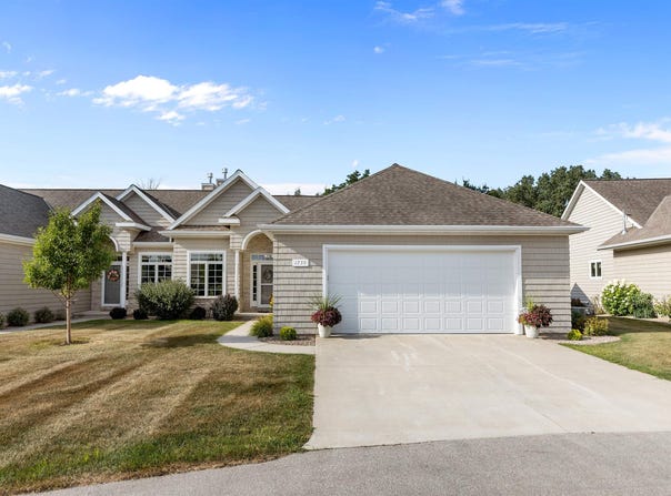 1739 REMINGTON RIDGE Way, DE PERE, WI 54115-9378
