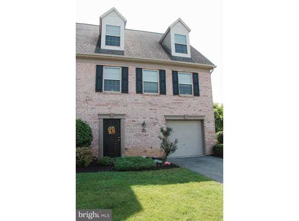 29 BROOK SIDE DRIVE, CARLISLE, PA 17013