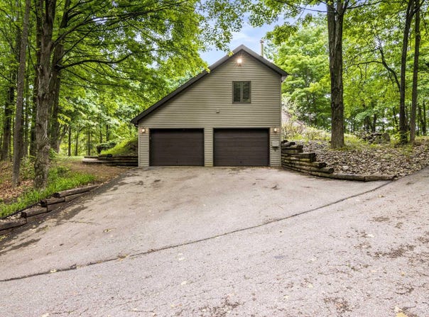 9420 E Traverse Highway, Traverse City, MI 49684