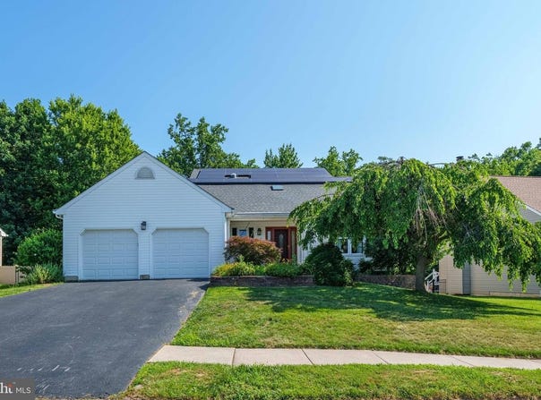 249 E FLAGSTONE DR, NEWARK, DE 19702