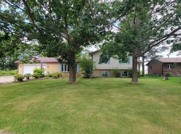230 FAIRLAND ST, Antigo, WI 54409