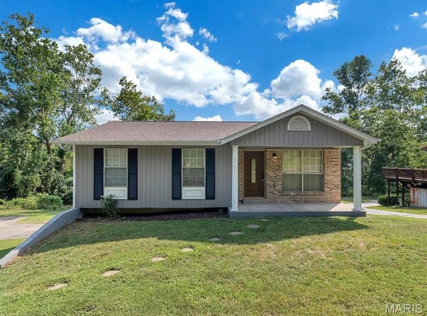 2127 Pomme Road, Arnold, MO 63010