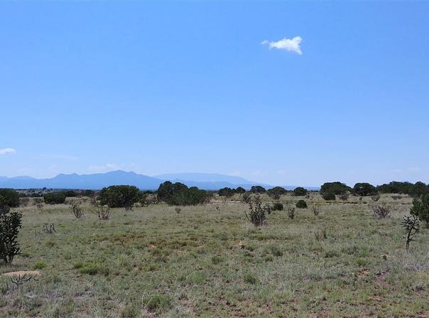 238 Avenida de Compadres, Santa Fe, NM 87508
