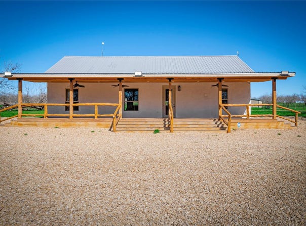342 Private Road 4295, Rockdale, TX 76567