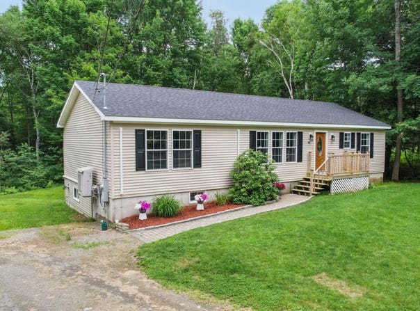 323 Merrill Road, Levant, ME 04456