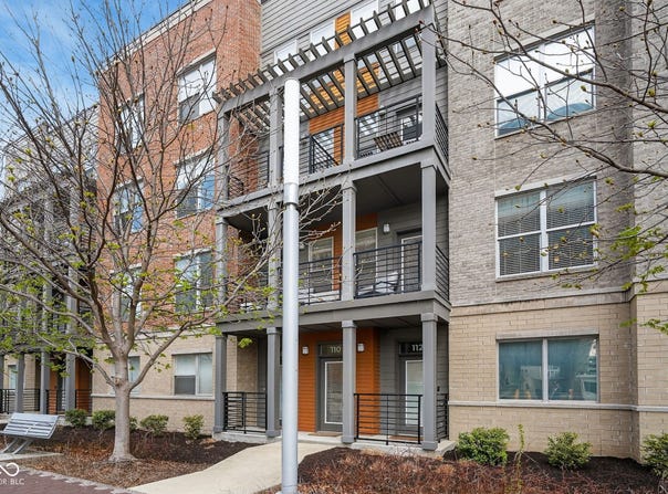 110 E North Street, Indianapolis, IN 46204