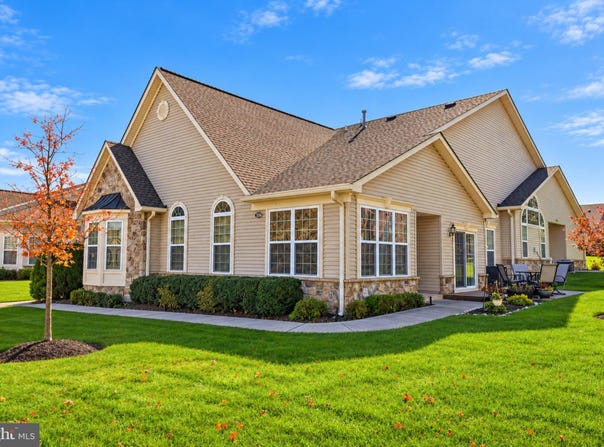 156 FAIRWAY Drive, WARMINSTER, PA 18974