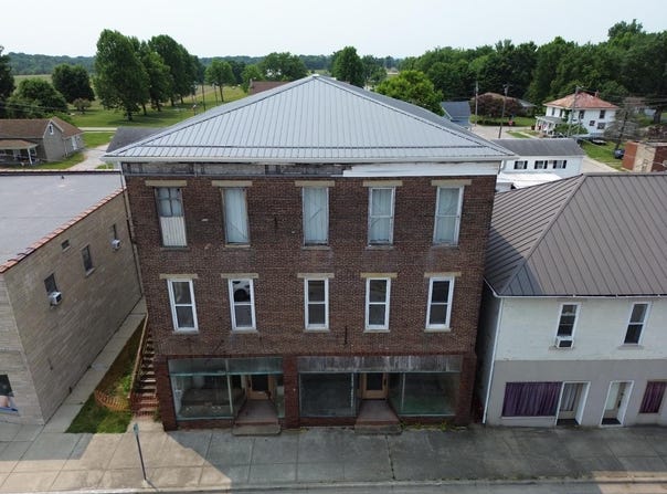 12854 North Street, Dillsboro, IN 47018