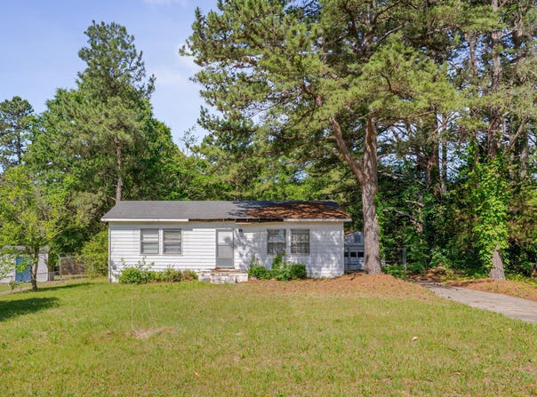 1109 N Pinkston St. Street, Henderson, NC 27536