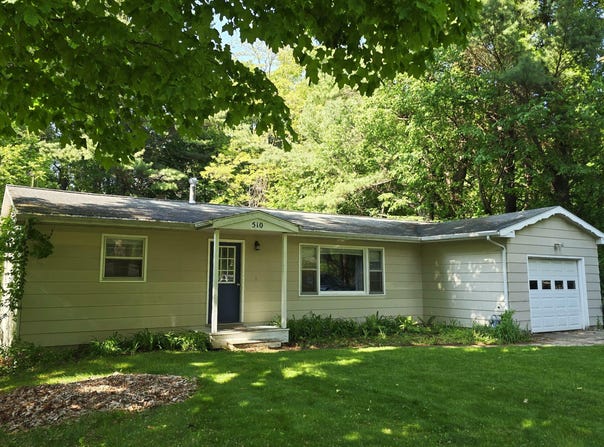510 E LEWIS STREET, WHITEHALL, MI 49461