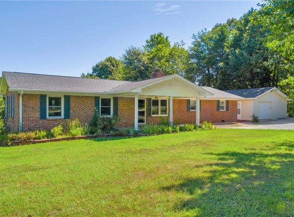 517 Fowler Road, West Union, SC 29696