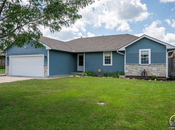 3919 NW Fielding TER, Topeka, KS 66618