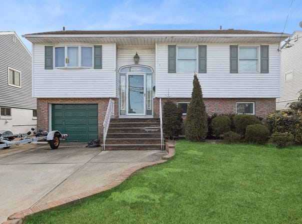 32 E 1st Street, Freeport, NY 11520