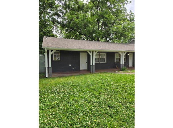 849 Wright, Siloam Springs, AR 72761