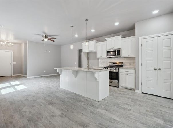 422 Grove Street, Perry, OK 73077