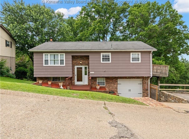 4814 Hickory Street, South Charleston, WV 25309