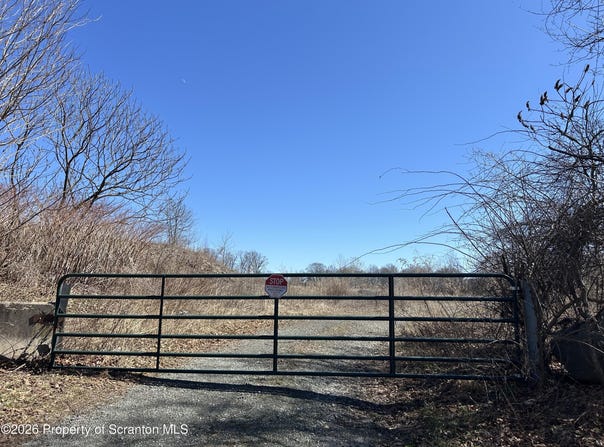 448 Griffin Pond Road, South Abington Twp, PA 18411