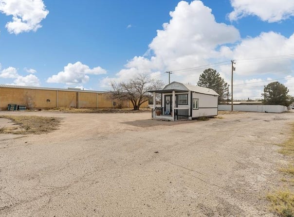 Sealy, Monahans, TX 79756
