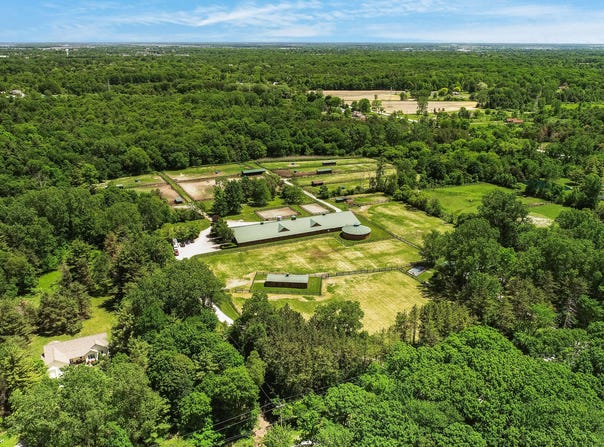 1925 S Bartlett Road, St. Clair, MI 48079
