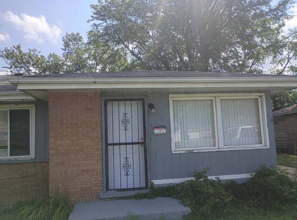 16029 Circle Drive, Markham, IL 60428
