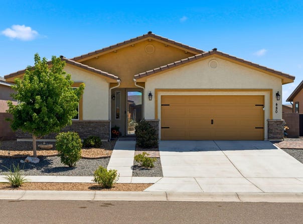 480 Pecos River Road SW, Los Lunas, NM 87031