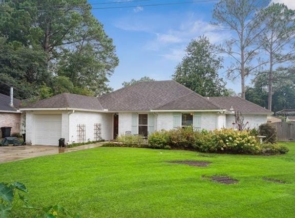 2584 BIRON Street, Mandeville, LA 70448