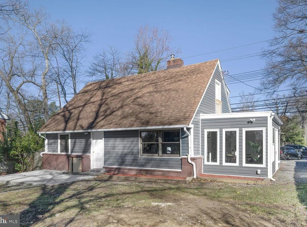 2909 POWDER MILL, ADELPHI, MD 20783