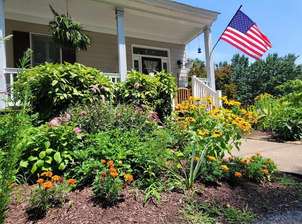 300 HICKORY CIRCLE, LA PLATA, MD 20646
