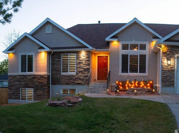 583 S 225 E, Providence, UT 84332