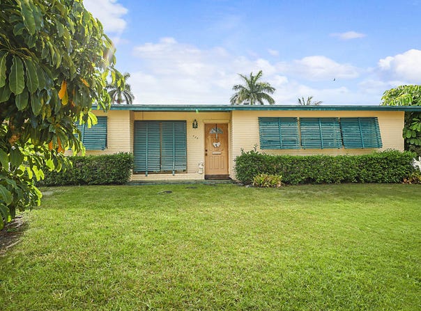 736 Tradewind Drive, North Palm Beach, FL 33408