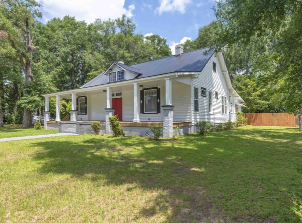 371 Pascallas Street, Blackville, SC 29817