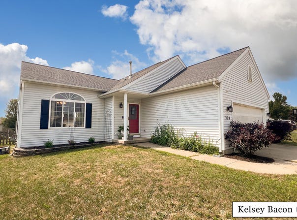 270 Settlers Pass, Cedar Springs, MI 49319