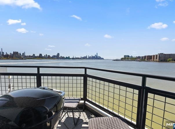 600 Harbor Boulevard, Weehawken, NJ 07086