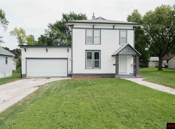 613 S Galbraith Street, Blue Earth, MN 56013