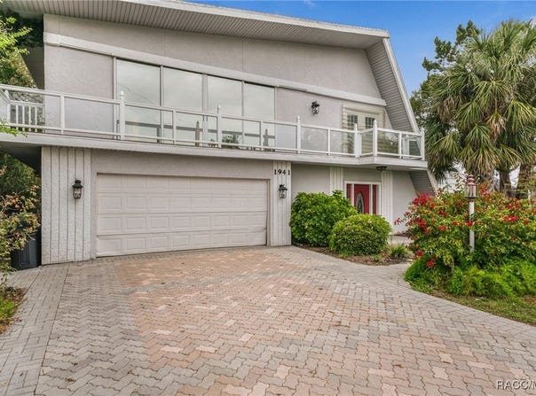 1941 NW 15th Street, Crystal River, FL 34428