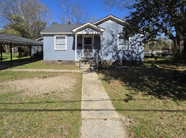 138 W Cherry Dr., Petal, MS 39465