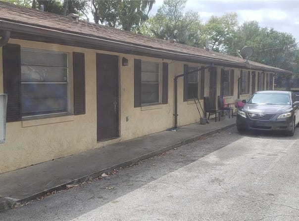 830 N CLAKE STREET, DELAND, FL 32724