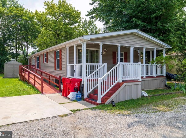 44 N BARRY AVENUE, NORRISTOWN, PA 19403