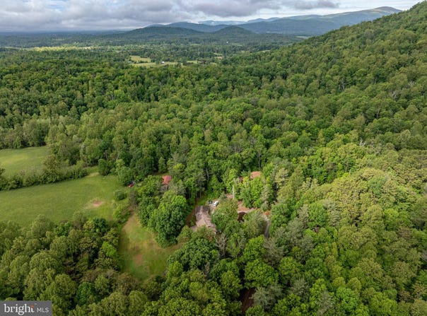 571 CC ROAD, HOOD, VA 22723