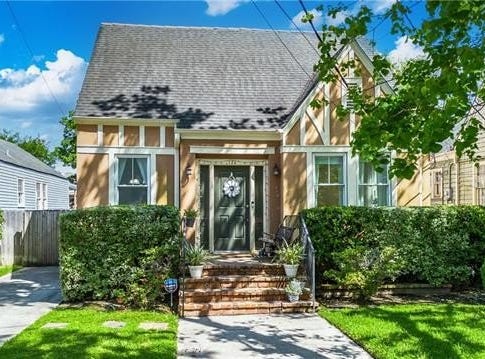 2725 JOSEPH Street, New Orleans, LA 70115