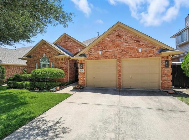 3136 Watercress Circle, Arlington, TX 76012